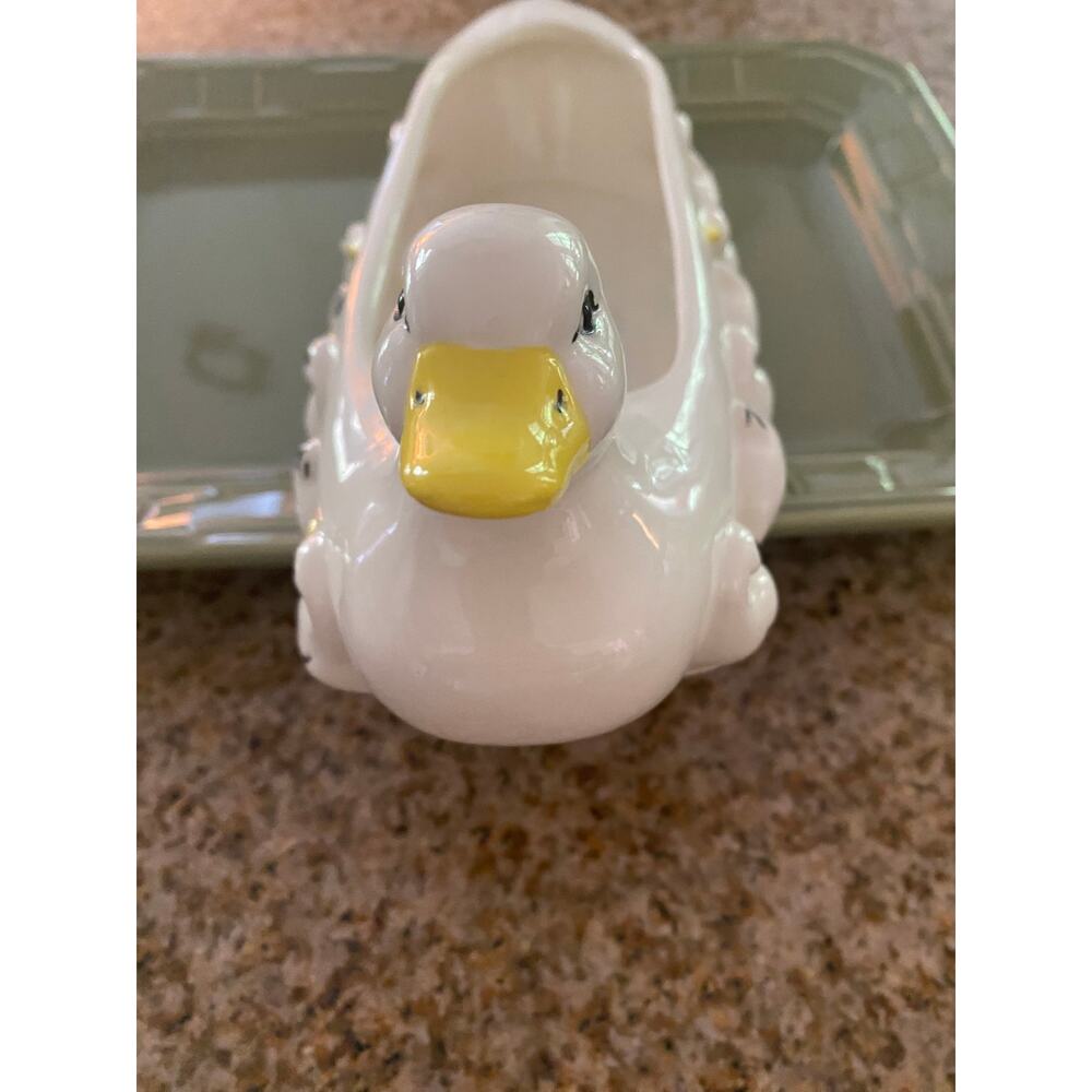 Vintage Duck with Ducklings Candy Dish Dip Bowl Planter - Picture 3 of 5